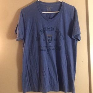 3️⃣ pieces for $10 sale 🏷 KC Royals V Neck T-Shirt
